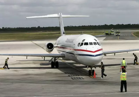 Luare de ostatici pe un aeroport din Jamaica