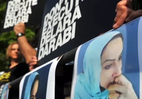 Va fi spânzurată pentru o crimă pe care nu a comis-o