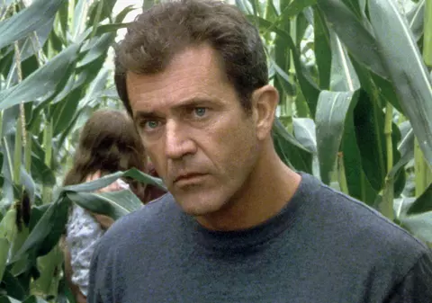 Mel Gibson, ignorat de copii