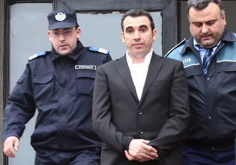 Avocaţii lui Penescu au solicitat retragerea cererii de eliberare sub control judiciar