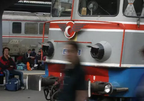 Trenul Chişinău-Bucureşti nu se mai numeşte "Prietenia" 