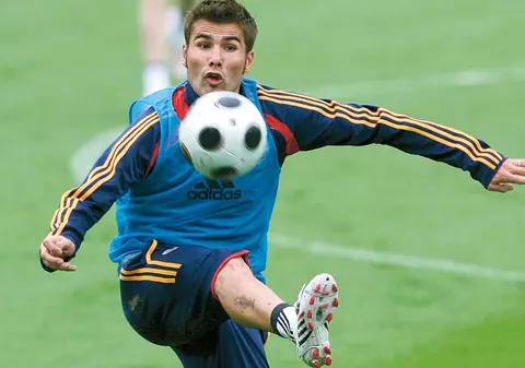 Medicul naţionalei: "Mutule, operează-te!"