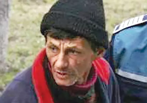 «Tata m-a dezvirginat cu degetul»