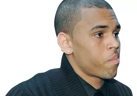 Chris Brown a căzut în patima alcoolului
