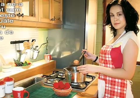 «Vopsesc ouăle doar în roşu»