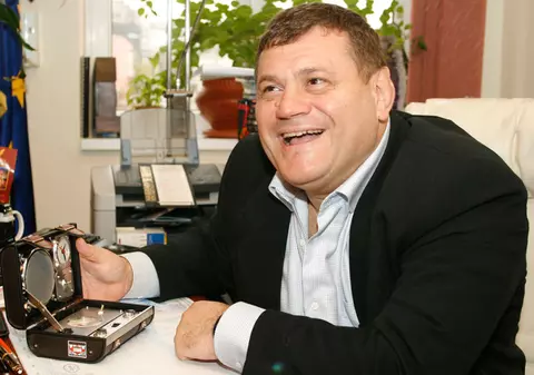 Cocoş şi Poteraş au pus mâna pe Crângaşi