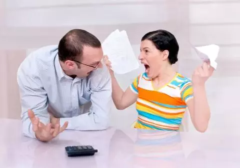 Relaţiile de familie pe timp de criză