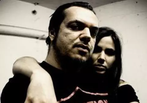 Show incendiar marca Mixhell la Bucureşti