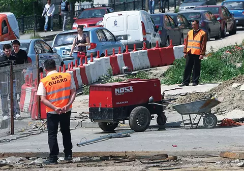 Pe aici scăpaţi de blocaj