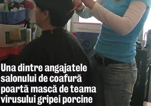 Frizeriţele poartă măşti, să nu se îmbolnăvească