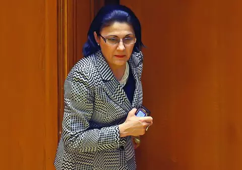 Abramburico, dă-ţi demisia!