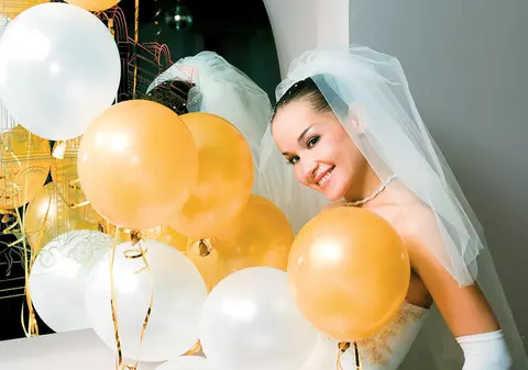 E scumpă căsătoria!