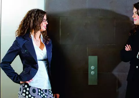 Stai la parter? Nu plăteşti curentul pentru lift