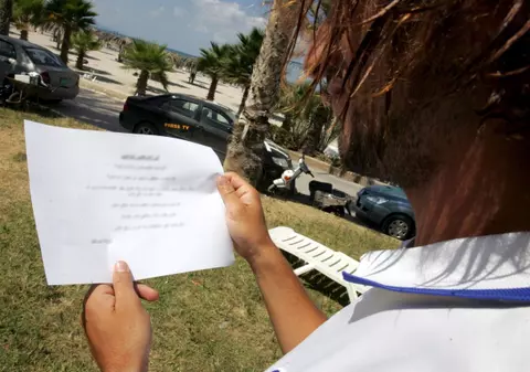 Îi mint pe italieni că au un copil bolnav de leucemie
