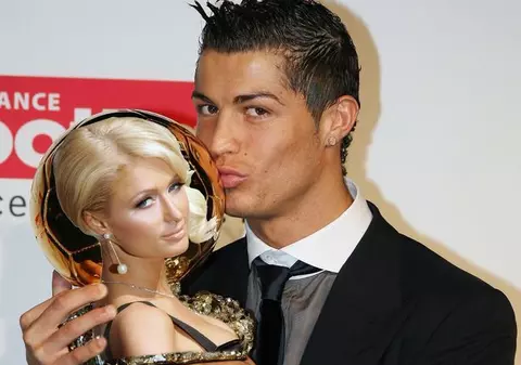 Mama lui Ronaldo nu o vrea pe Paris Hilton