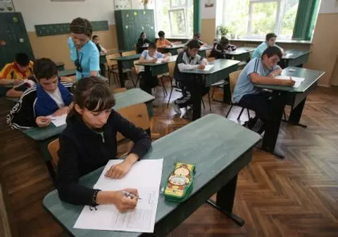 Meserii îngropate de Educaţie   