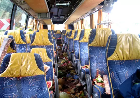 Autocar cu turişti implicat într-un accident în Timişoara 