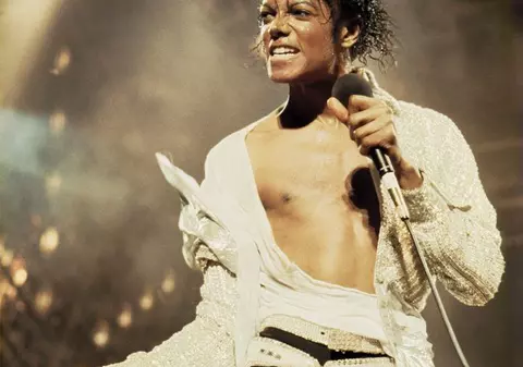 Michael Jackson era îndrăgostit de o acrobată japoneză