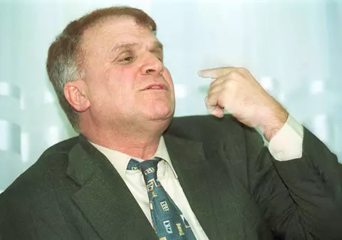 Nati Meir cântă la fluier şi alungă duhurile rele din politică