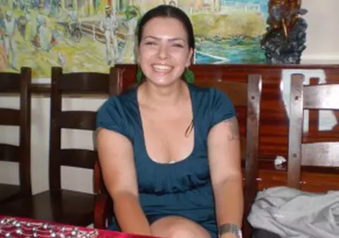 Marijuana vinde bijuterii la mare