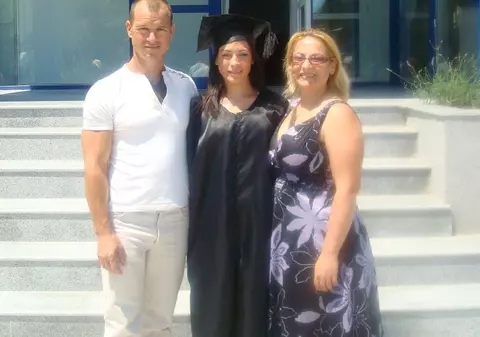 Ponor a absolvit facultatea