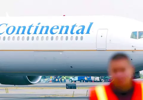 Pilotul a murit în timpul zborului