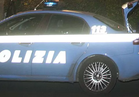 Arestat pentru că a condus cu mâinile în ghips