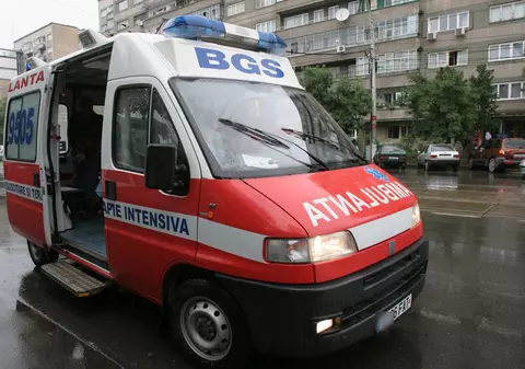 Copil de un an mort după ce a băut diluant