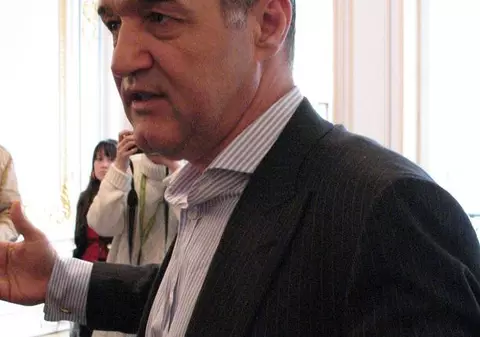 Becali: "E prima oară când am serviciu"