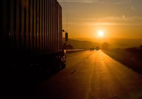 Şi-au uitat pe autostradă copilul de 17 ani 