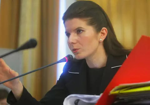Monica Iacob-Ridzi şi-a dat demisia!