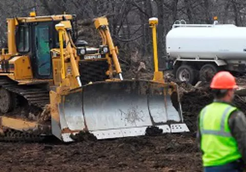 Bechtel promite încă 42 de kilometri de autostradă