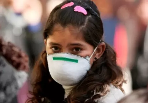 Peste 220 de copii canadieni infectaţi cu virusul A H1N1, în tabere şcolare