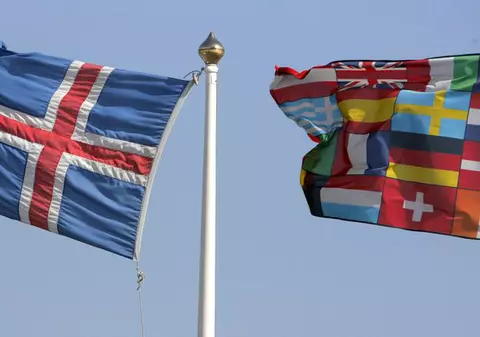 Islanda vrea în UE ca să se salveze de criză