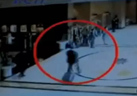 Video / Atacurile din Jakarta, surprinse de camerele de supraveghere