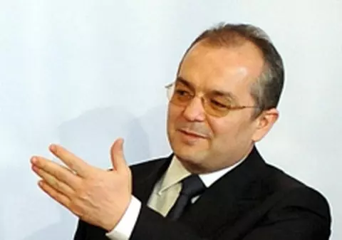 Salariile miniştrilor, reduse cu 20% de la 1 august