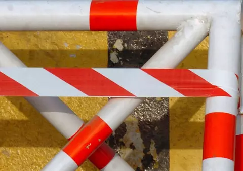 5 lei ca să intri cu maşina în Vama Veche