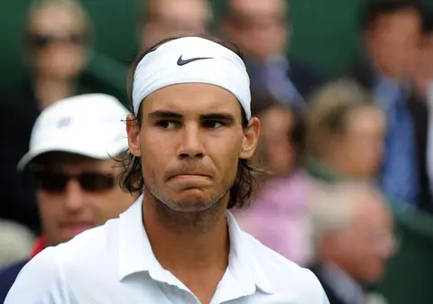 Nadal: "Mă dor genunchii"