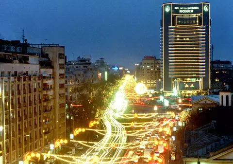 Factura pentru iluminatul stradal are şapte zerouri