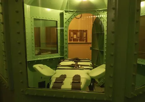 Ar putea scăpa de execuţia prin împuşcare