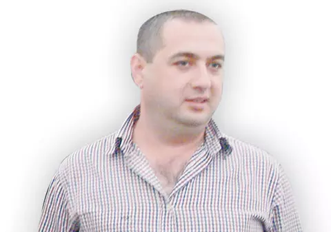 «Adrian şi-a bătut joc de noi şi ne-a minţit»