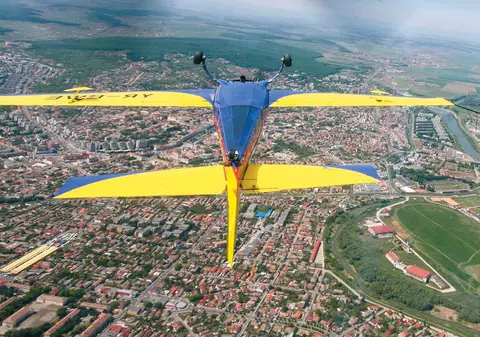 Fotografii spectaculoase la Muzeul Aviaţiei