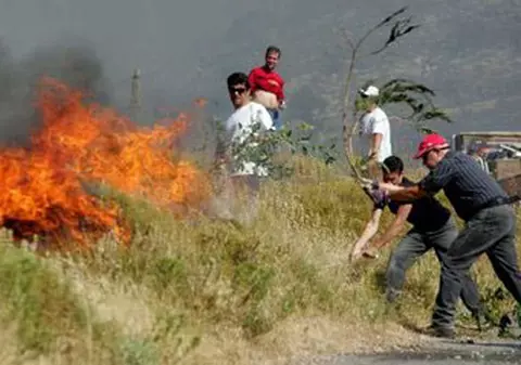 70 de persoane evacuate în Grecia