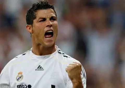 Ronaldo: “Cine se cred ăştia de la Oasis? Ricky Martin?”
