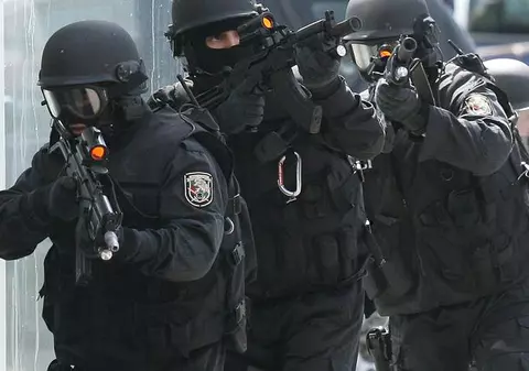 Al-Qaida: "Franţa va plăti pentru crimele ei"