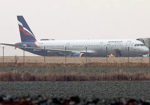 Ameninţare cu bombă într-un avion la Atena