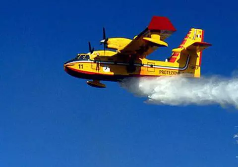 Un hidroavion s-a prăbuşit în portul Hamburg