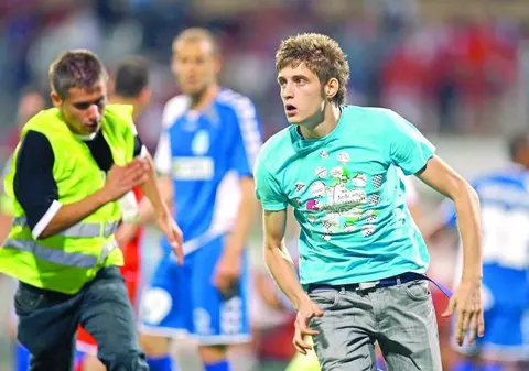 Plângere penală depusă de Dinamo împotriva propriilor suporteri