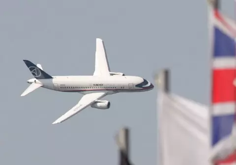 Avionul lui Putin a intrat într-un stâlp