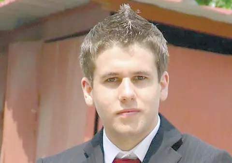 Bild despre Penescu jr: "Un sugar cu faţă de pungaş!"